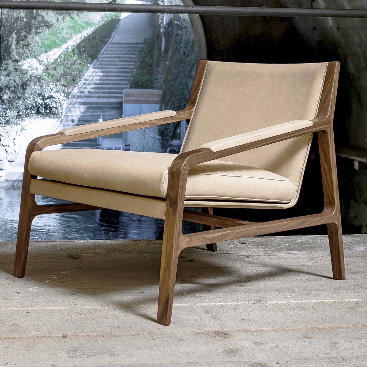 Margot Lounge Chair | Urban Avenue