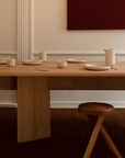 Pillabout Dining Table