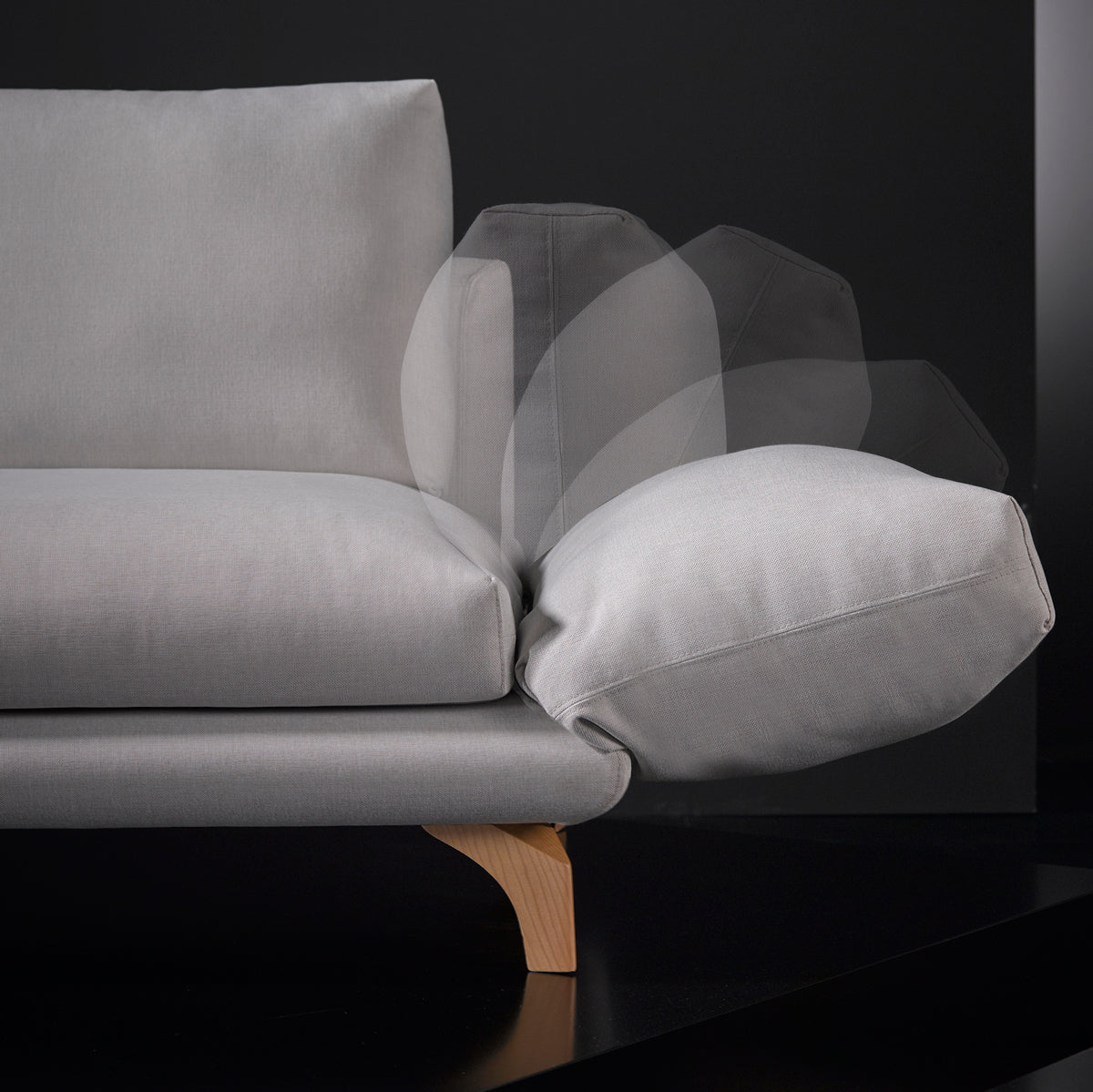 Axis Sofa | Urban Avenue