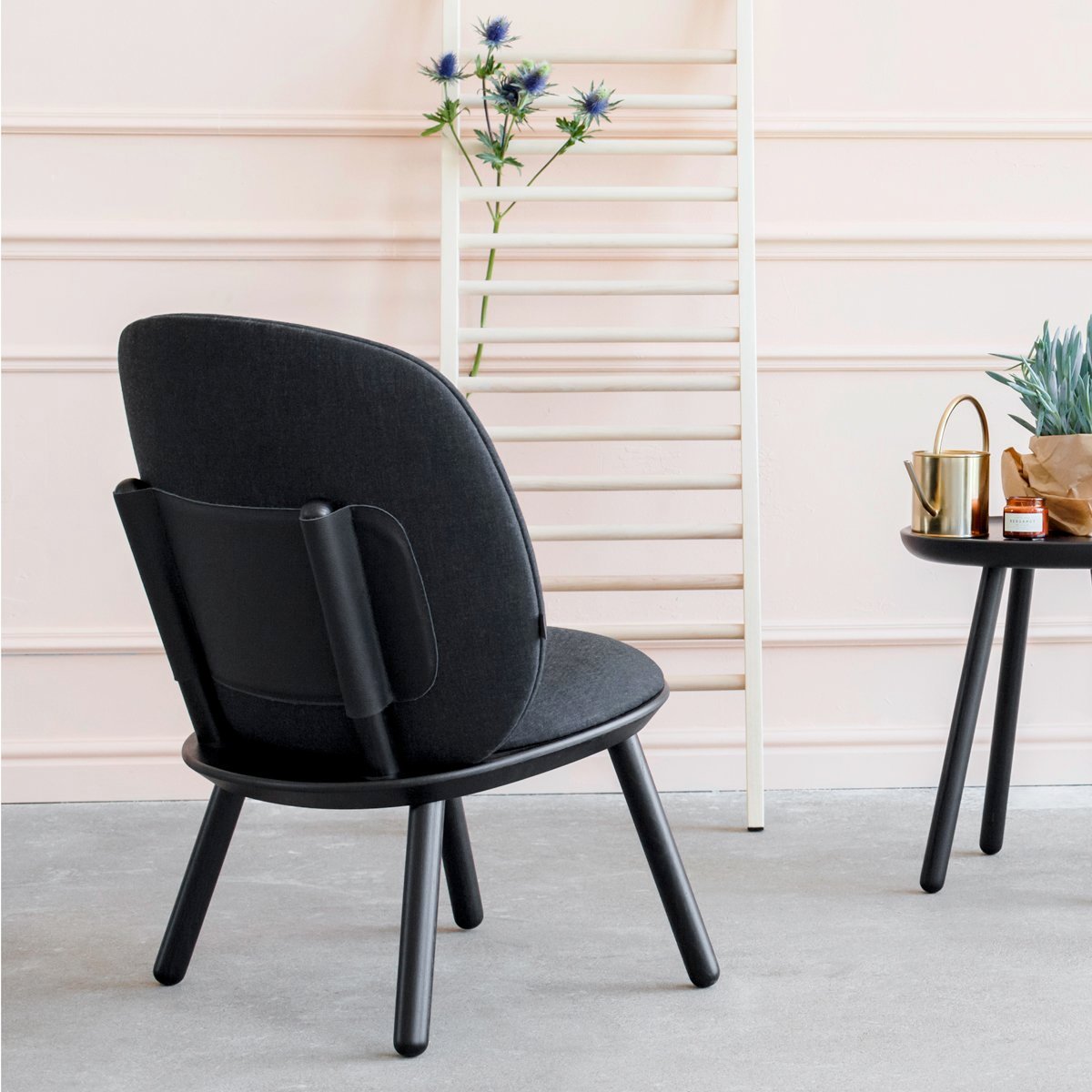 Naïve Lounge Chair | Urban Avenue