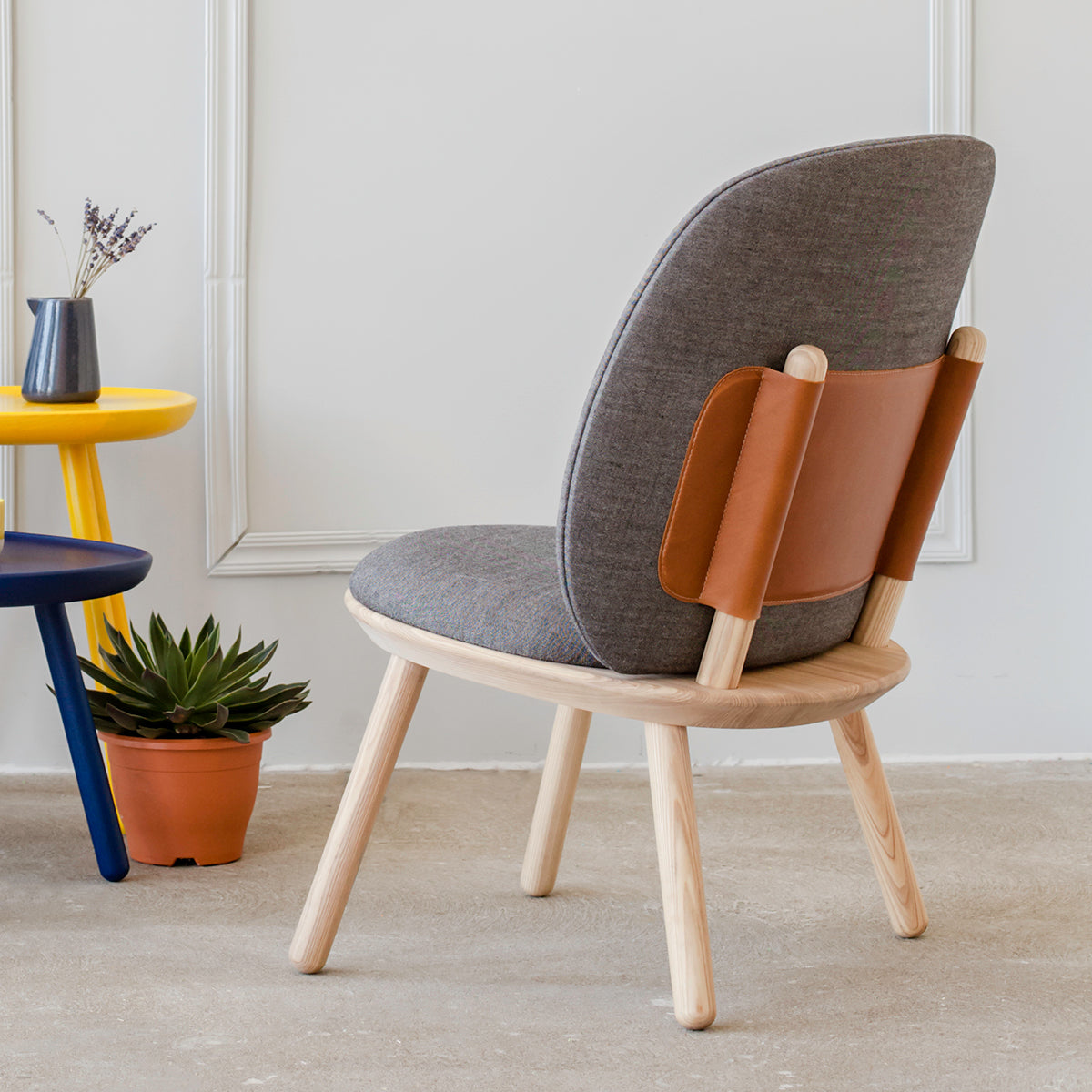 Naïve Lounge Chair | Urban Avenue