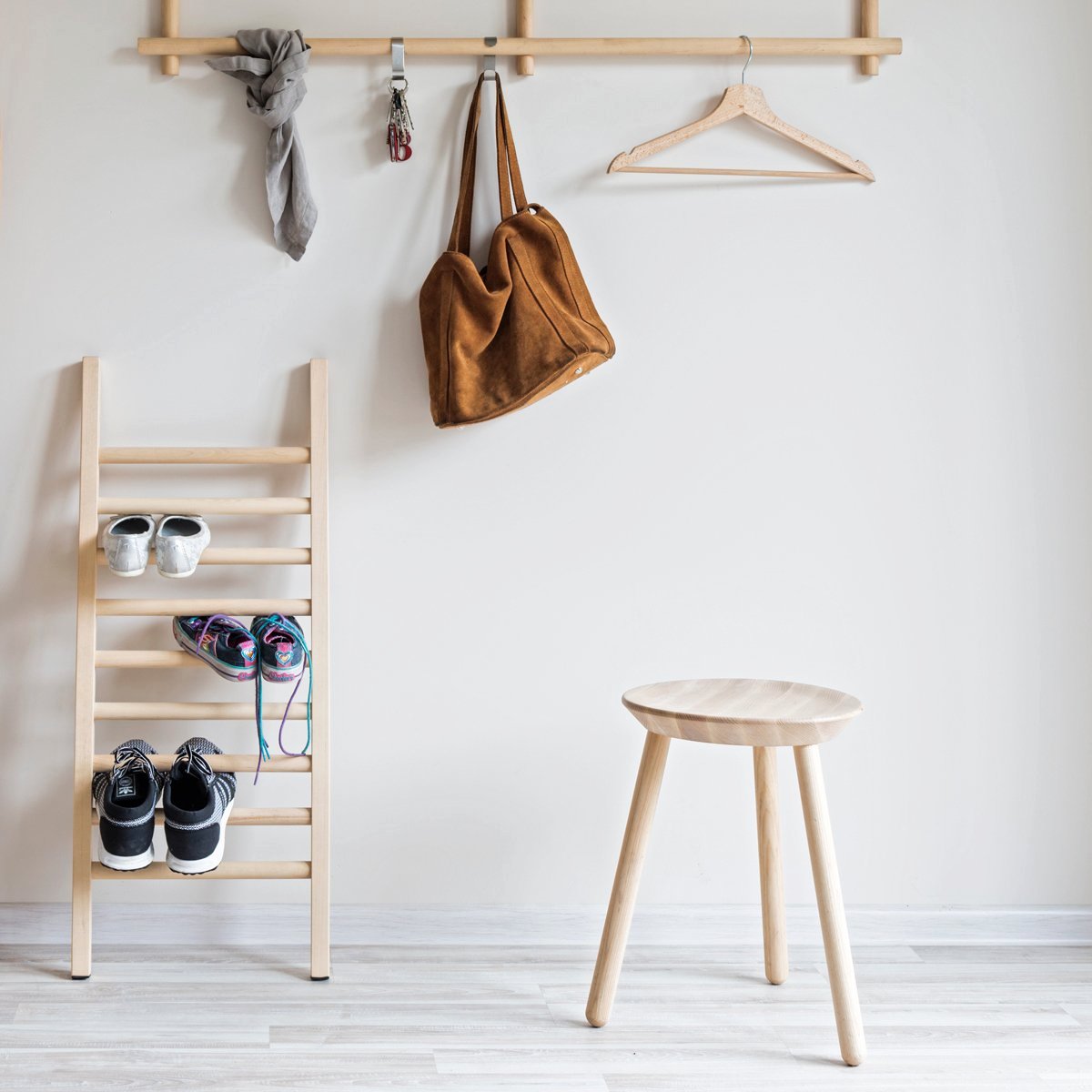 Step Up Shoe Ladder | Urban Avenue