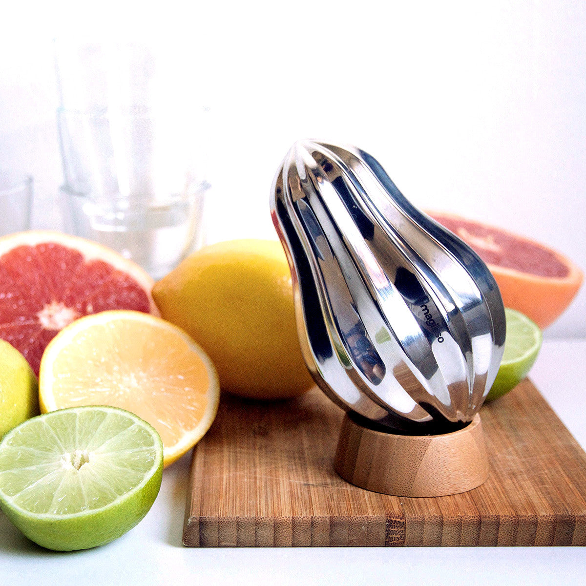 Bulb Citrus Juicer | Urban Avenue