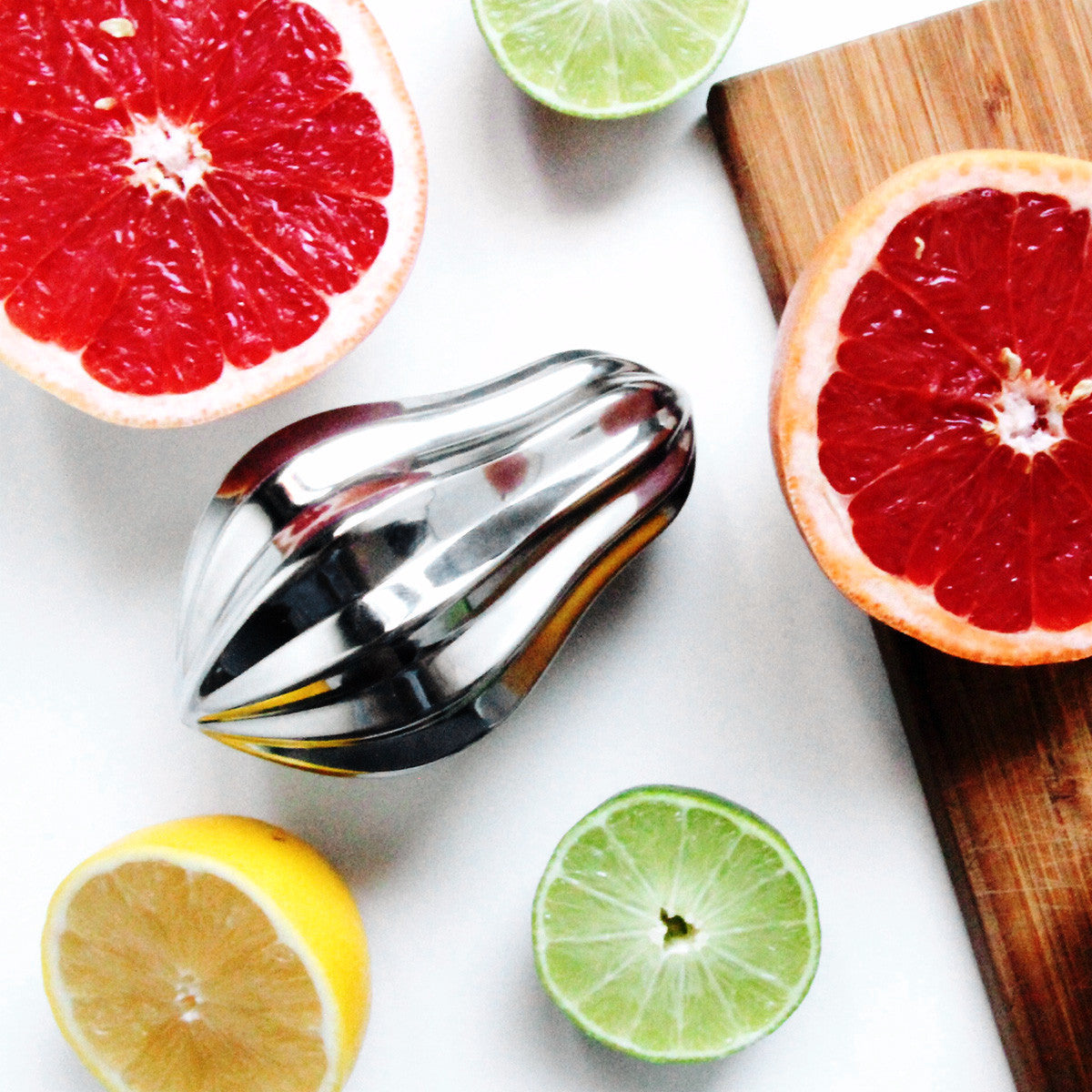 Bulb Citrus Juicer | Urban Avenue