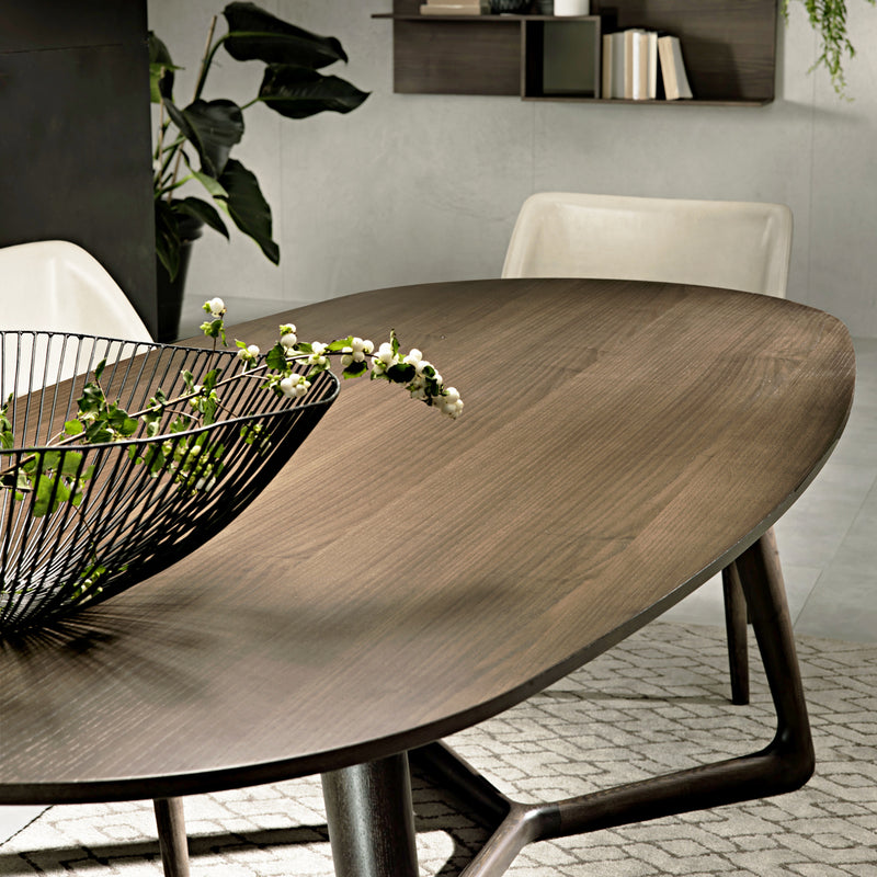 Cover Dining Table by Pacini e Cappellini Urban Avenue