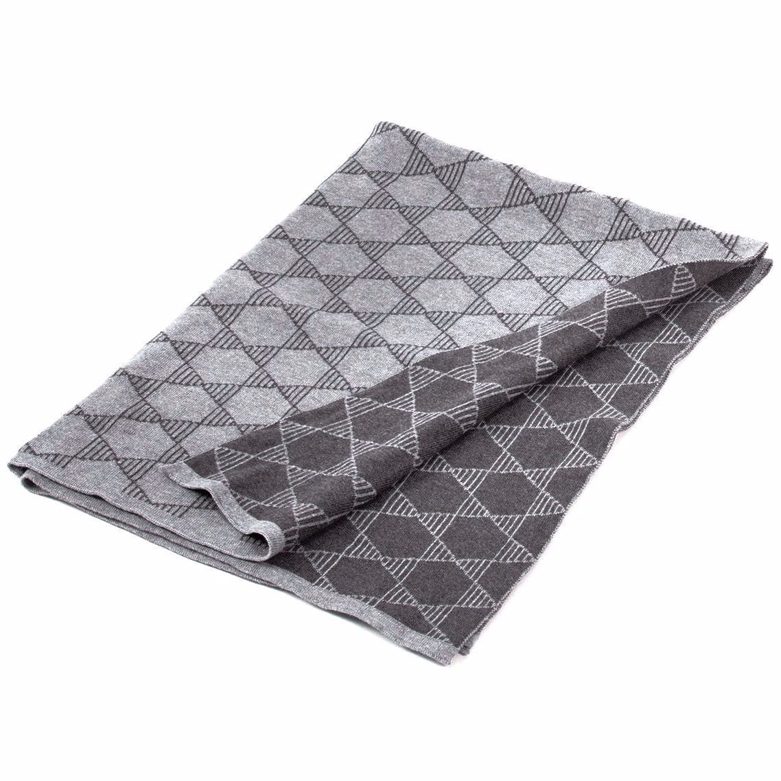 Geometric Knit Baby Blanket | Urban Avenue